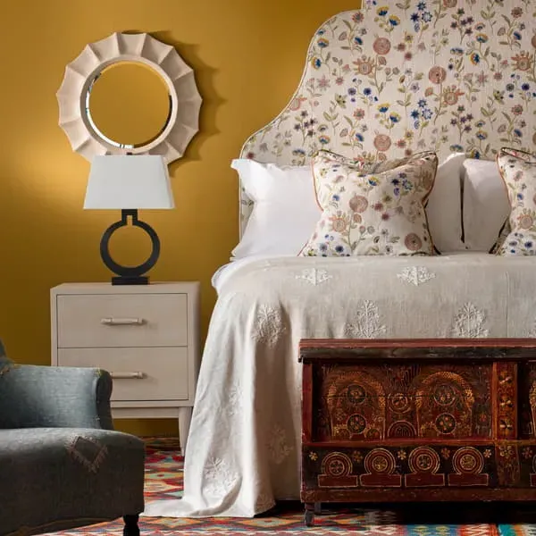 Bedside Table with Faux Shagreen - Cream