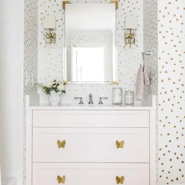 Ellery Wall Light with Bow Detail - Cream, Brass