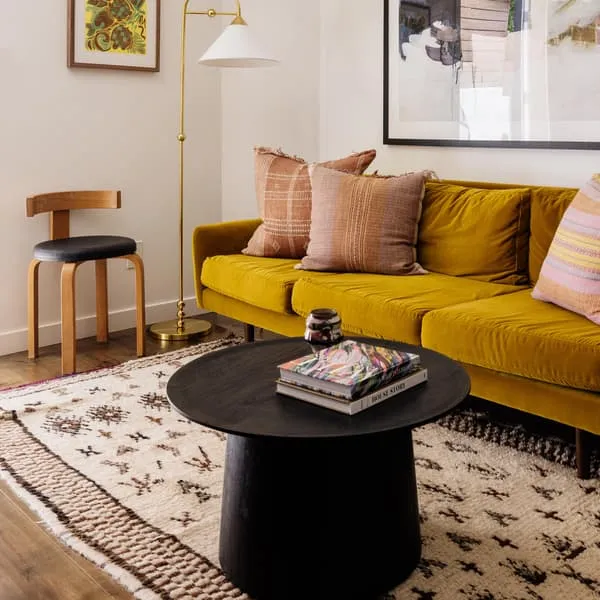 Floor Lamp with Sculptural Design - Brass