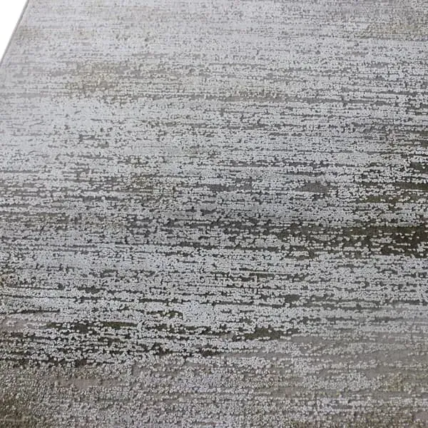 Medium Persian Style Rug - Sandy, Low Pile