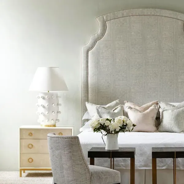 Medium Table Lamp with Bobbles - White, Plaster