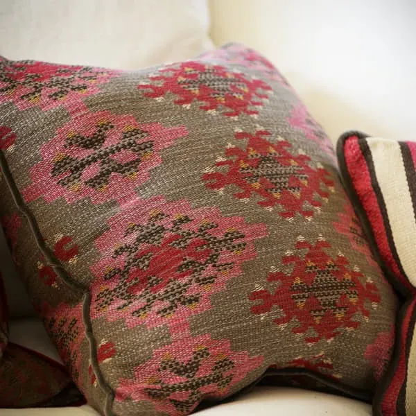 Square Cushion with Piping - Pink, Cotton Blend