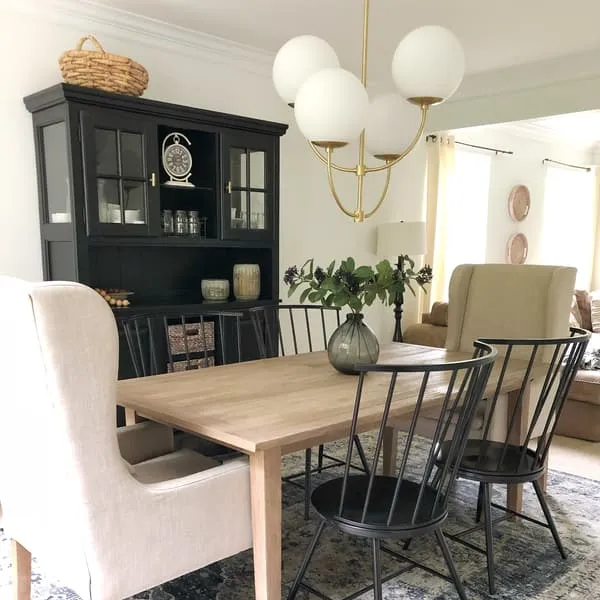 Staggered Chandelier with Etched Glass - Brass, Metal