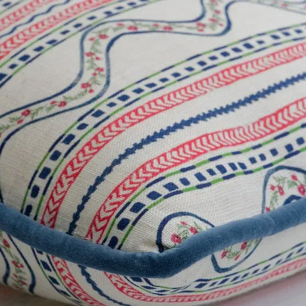 Feather Cushion with Floral Pattern - Pink, Linen