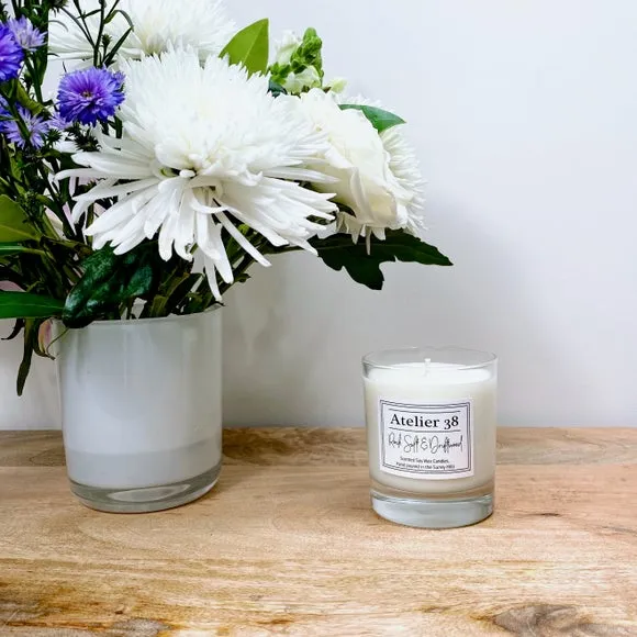 Medium Candle Rock Salt & Driftwood - Clear Glass image