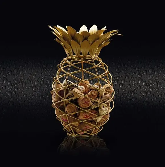 Pineapple Cork Collector Display - Gold, Wire