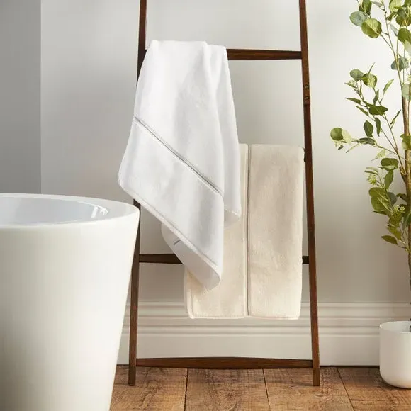 Satin Stitch Towel - Cream, Cotton