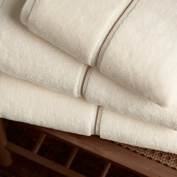 Satin Stitch Towel - Cream, Cotton