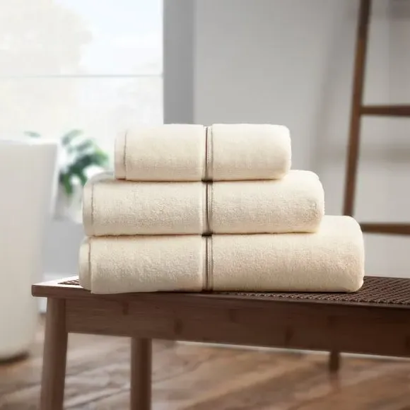 Satin Stitch Towel - Cream, Cotton