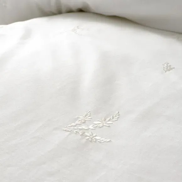 Embroidered Duvet Cover Set - White, Cotton
