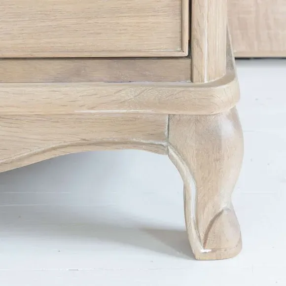 8 Drawer Chest with Dovetail Joints - Oak