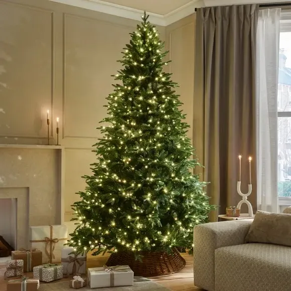 7.5ft Pre-Lit Christmas Tree - Green, Artificial image