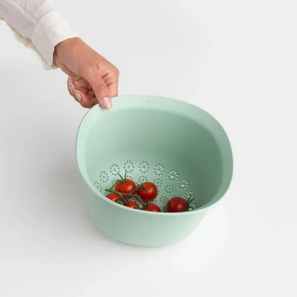 2.4L Colander with Drainage Holes - Green
