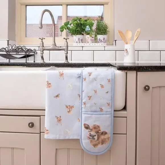Double Oven Glove with Cow Design - Cotton image