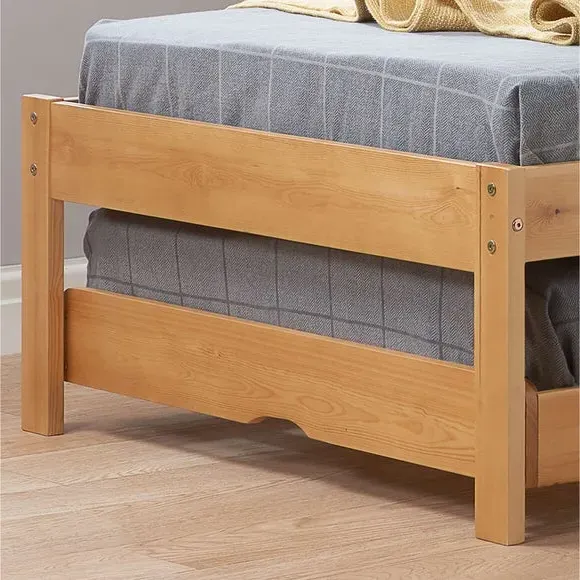 Single Trundle Bed with Pull-Out - Brown