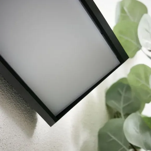 Modern LED Outdoor Wall Light - Black