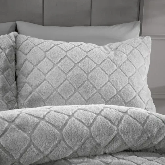 Diamond Duvet Cover Set - Grey, Faux Fur