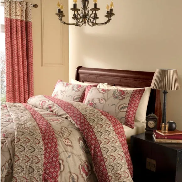 Duvet Cover Set with Paisley Print - Red image