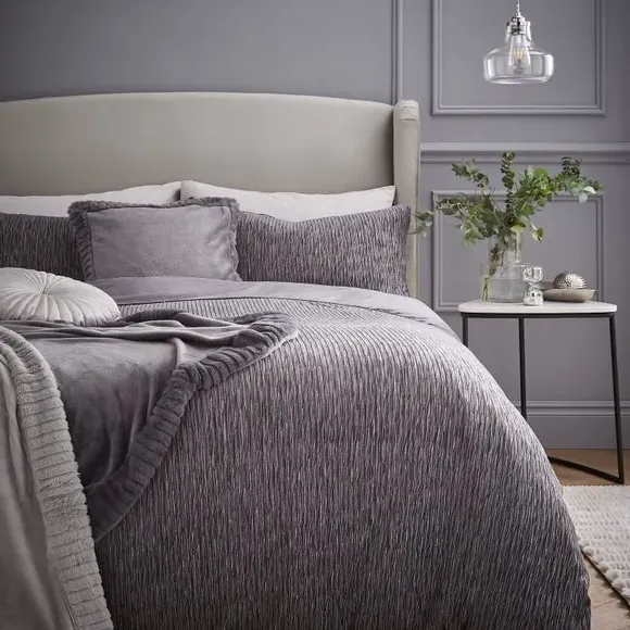 Duvet Cover Set with Sparkle Detail - Grey