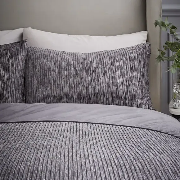 Duvet Cover Set with Sparkle Detail - Grey