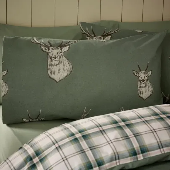 Duvet Cover Set with Stag Check - Green, Polycotton