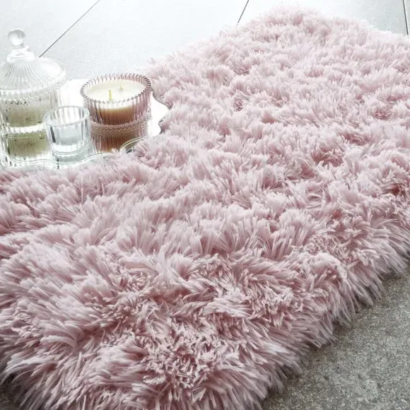 Faux Fur Bath Mat - Blush image