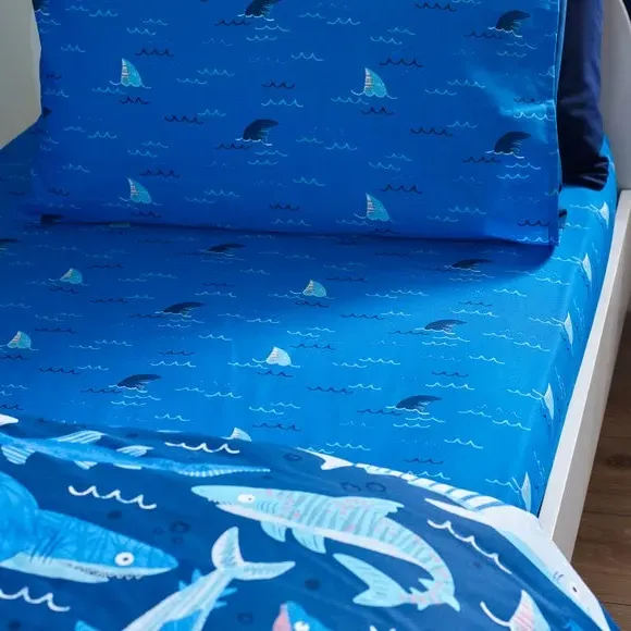 Fitted Sheet with Shark Print - Navy, Polycotton