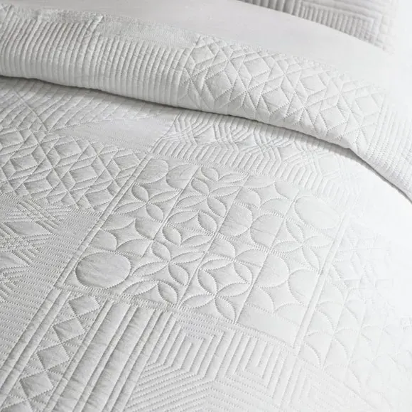 Geo Duvet Cover Set with Pillowcase - White