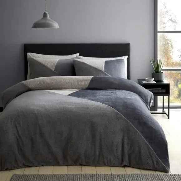 Geo Fleece Duvet Cover Set - Grey, Polyester image