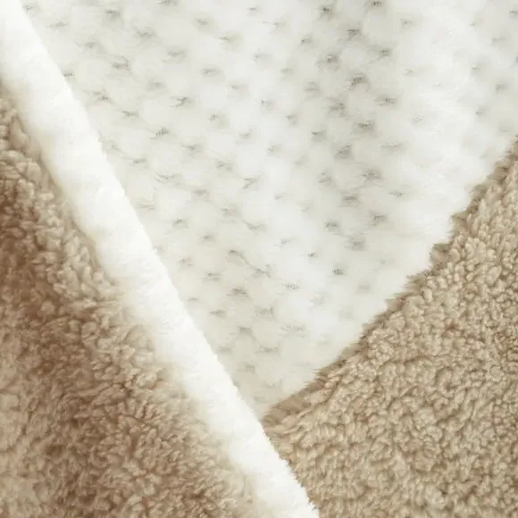 Geometric Fleece Throw Blanket - Natural, Sherpa