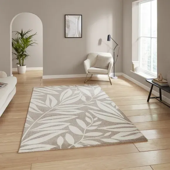 Hand-Carved Rug with Leaves Pattern - Natural