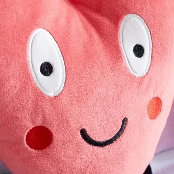 Heart-Shaped Cushion with Magnetic Hands - Pink