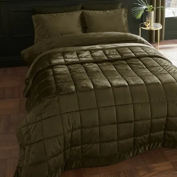 Quilted Bedspread - Green, Matt Velvet