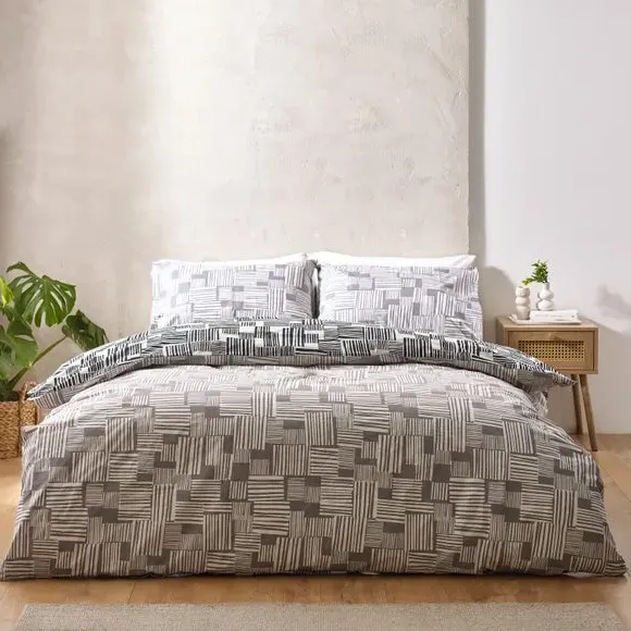 Reversible Duvet Cover Set - Black, Polycotton