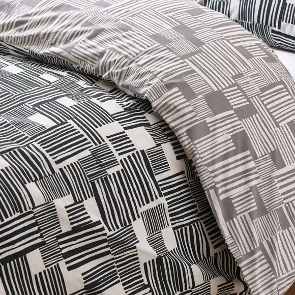 Reversible Duvet Cover Set - Black, Polycotton
