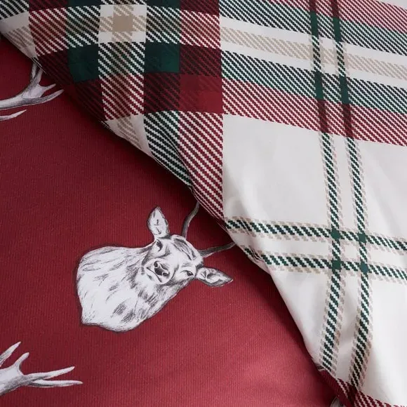 Reversible Duvet Cover Set - Dark Red, Stag Print