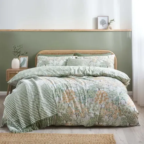 Reversible Duvet Cover Set - Green, Polycotton image