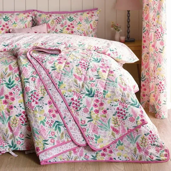 Reversible Quilted Bedspread - Pink, Cotton Blend image
