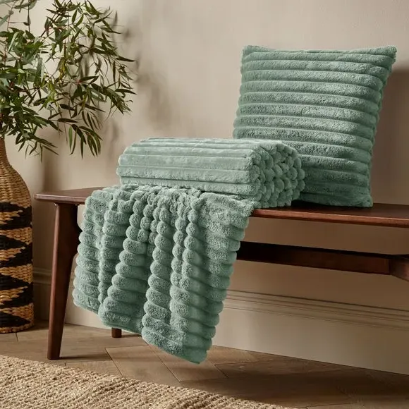 Ribbed Throw Blanket - Green, Velvet