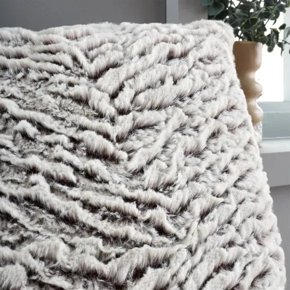 Square Cushion with Faux Fur - Natural