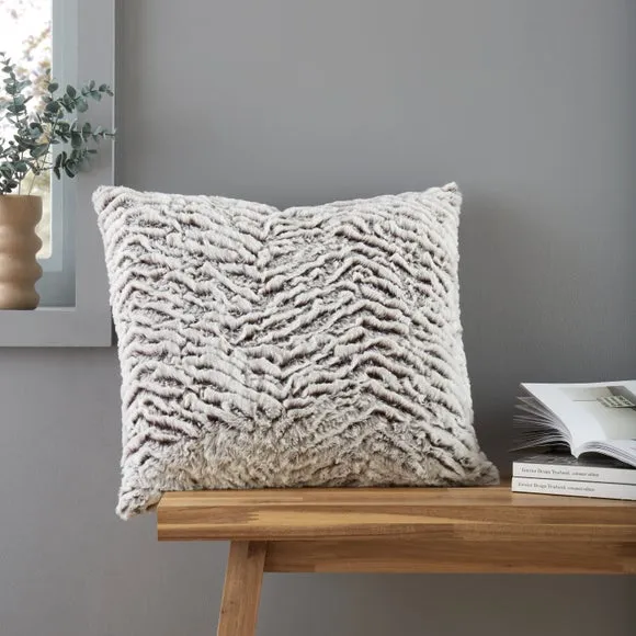 Square Cushion with Faux Fur - Natural image
