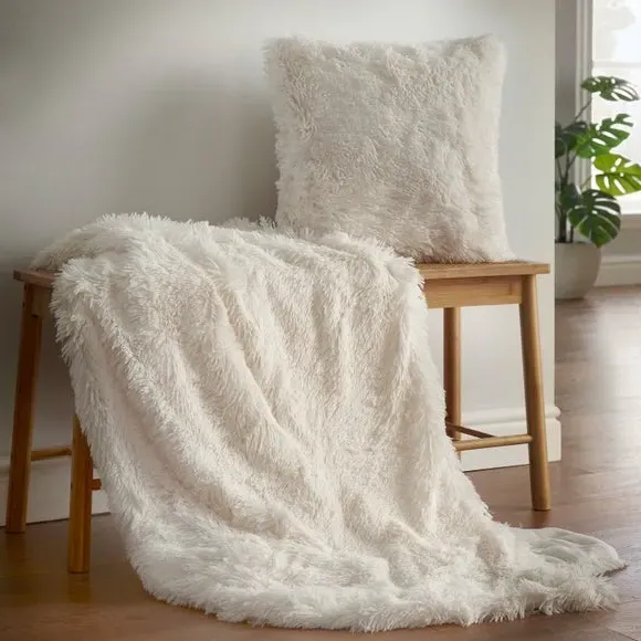 Square Cushion with Shaggy Texture - Cream