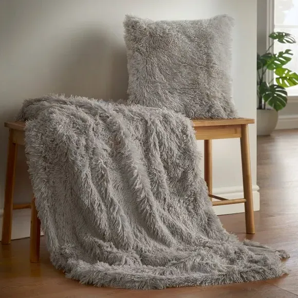 Square Cushion with Shaggy Texture - Silver