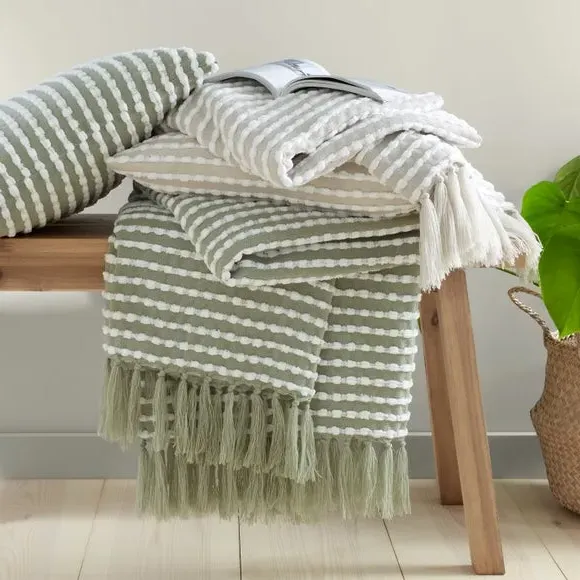 Stab Stitch Throw Blanket with Tassels - Sage