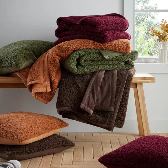Throw Blanket with Velvet Reverse - Olive, Boucle