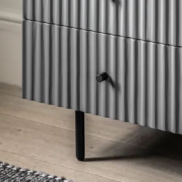 3-Drawer Chest with Scallop Design - Grey