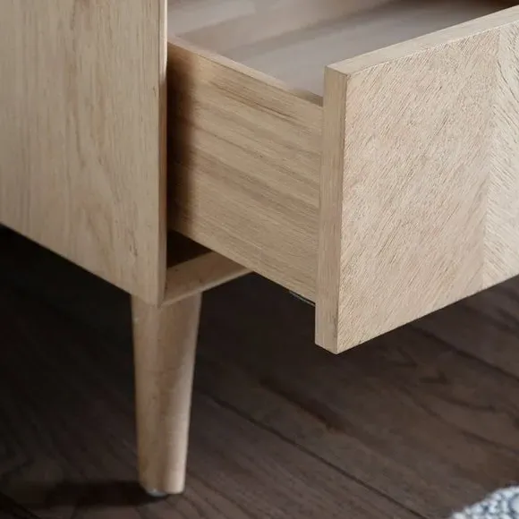 6 Drawer Chest with Chevron Design - Natural, Oak