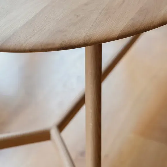 6-Seater Oval Dining Table - Light Oak Wood