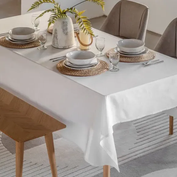 Classic Tablecloth - White, Cotton image