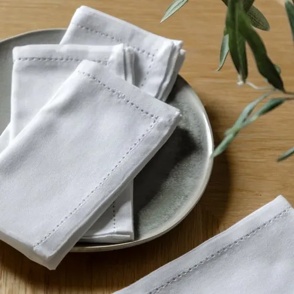 Pack of 4 Napkins - White, Cotton image